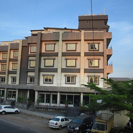 Hotel R Empire Revtree Davanagere Esterno foto