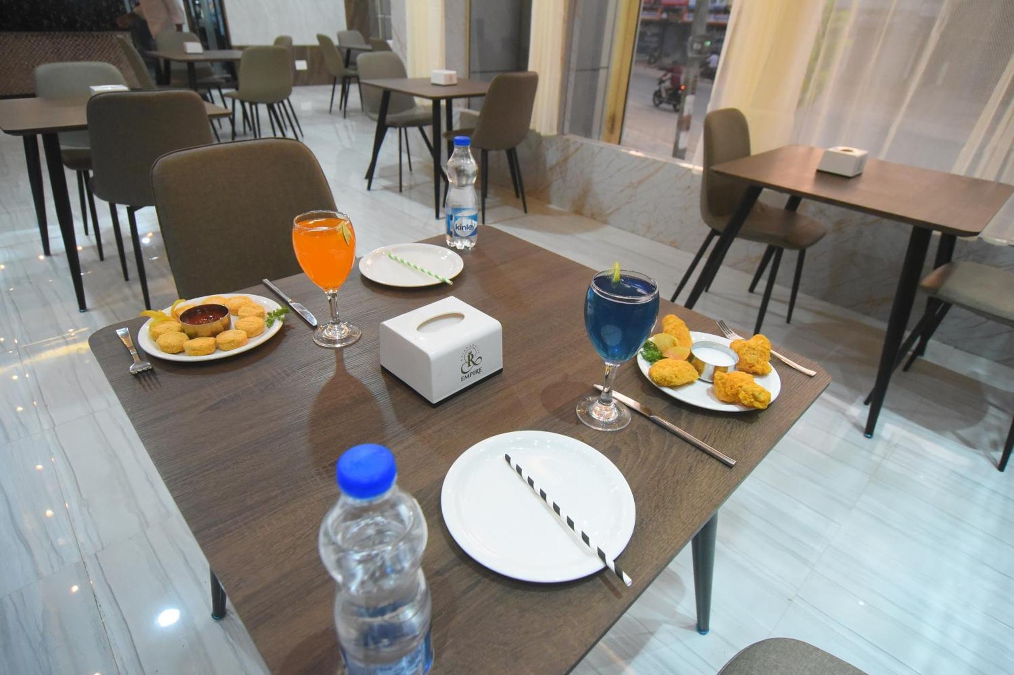 Hotel R Empire Revtree Davanagere Esterno foto