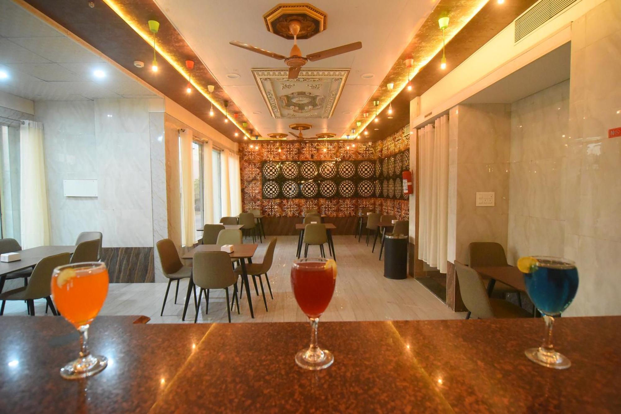 Hotel R Empire Revtree Davanagere Esterno foto