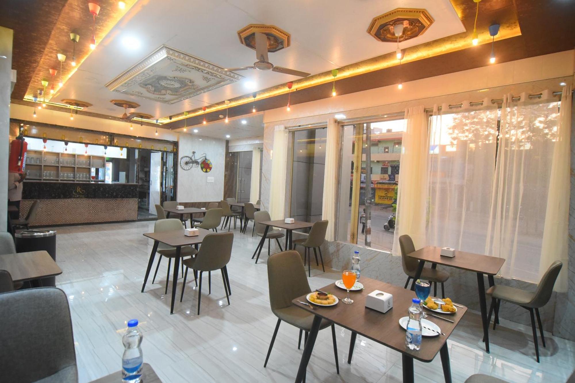 Hotel R Empire Revtree Davanagere Esterno foto