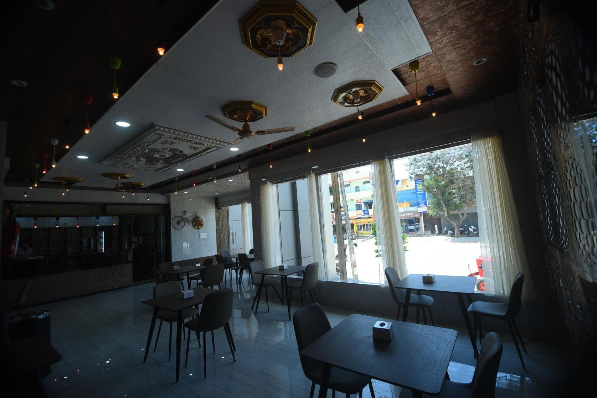 Hotel R Empire Revtree Davanagere Esterno foto